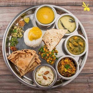 Raj Hotel Chandla