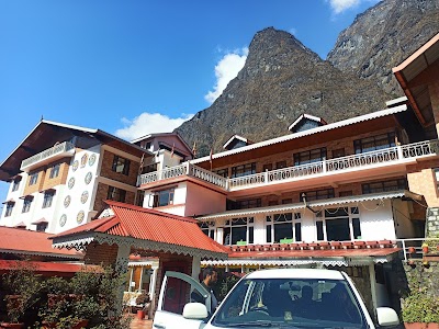 Norling Zimkhang, Lachung, North Sikkim, 737120