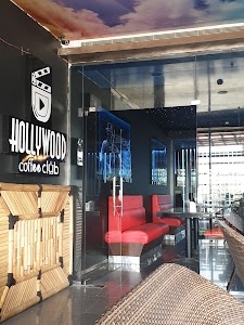 Hollywood coffee club