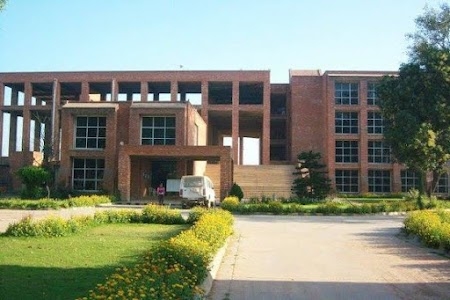Modern Academy International School
