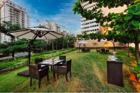 Crest Executive Suites