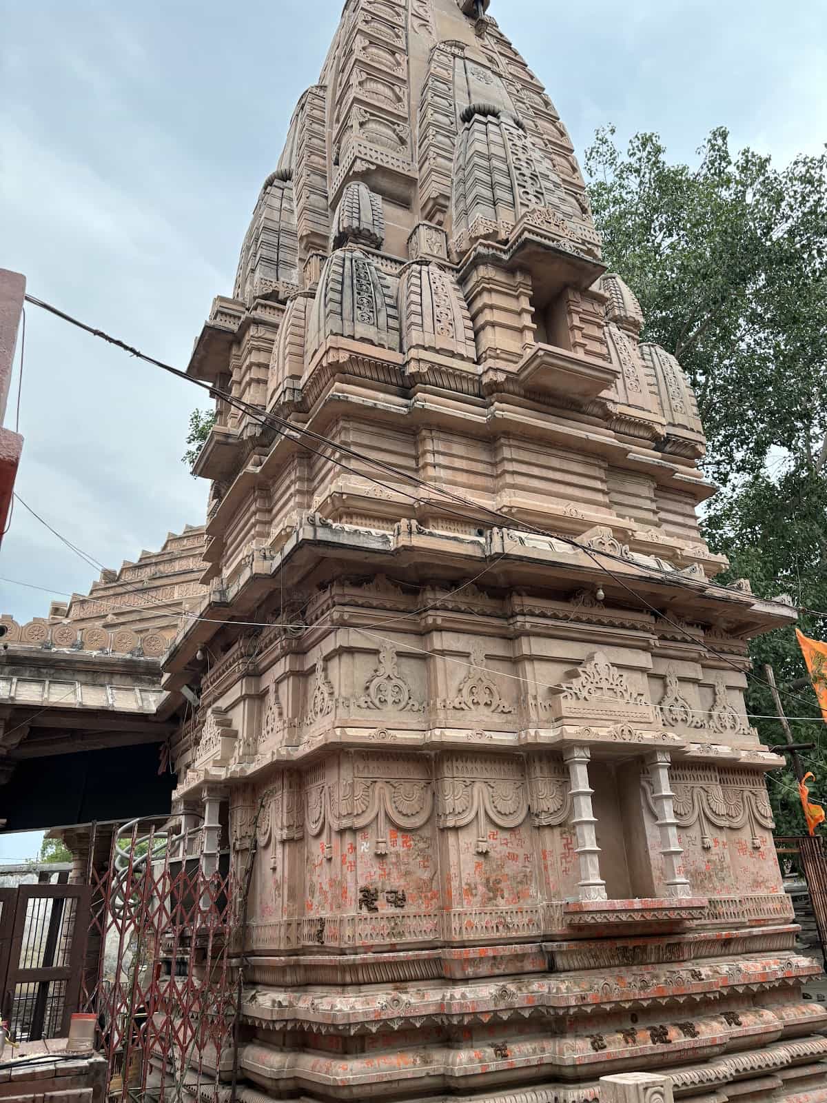 Akhileshwar Temple (okhla)