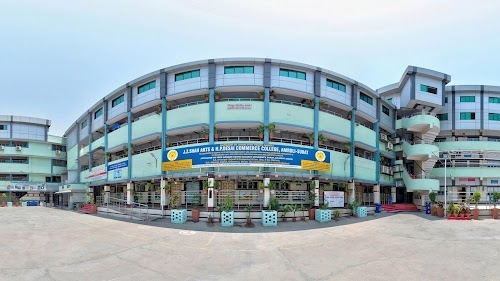 J. Z. Shah Arts & H. P. Desai Commerce College, Amroli