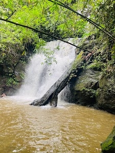 Thiyapani waterfall