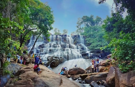 Kuyemari Waterfall