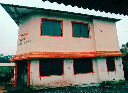 Birsha Munda library chunavadi