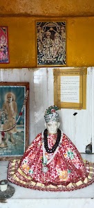 श्री गजानन महाराज मंदिर अंदुरा