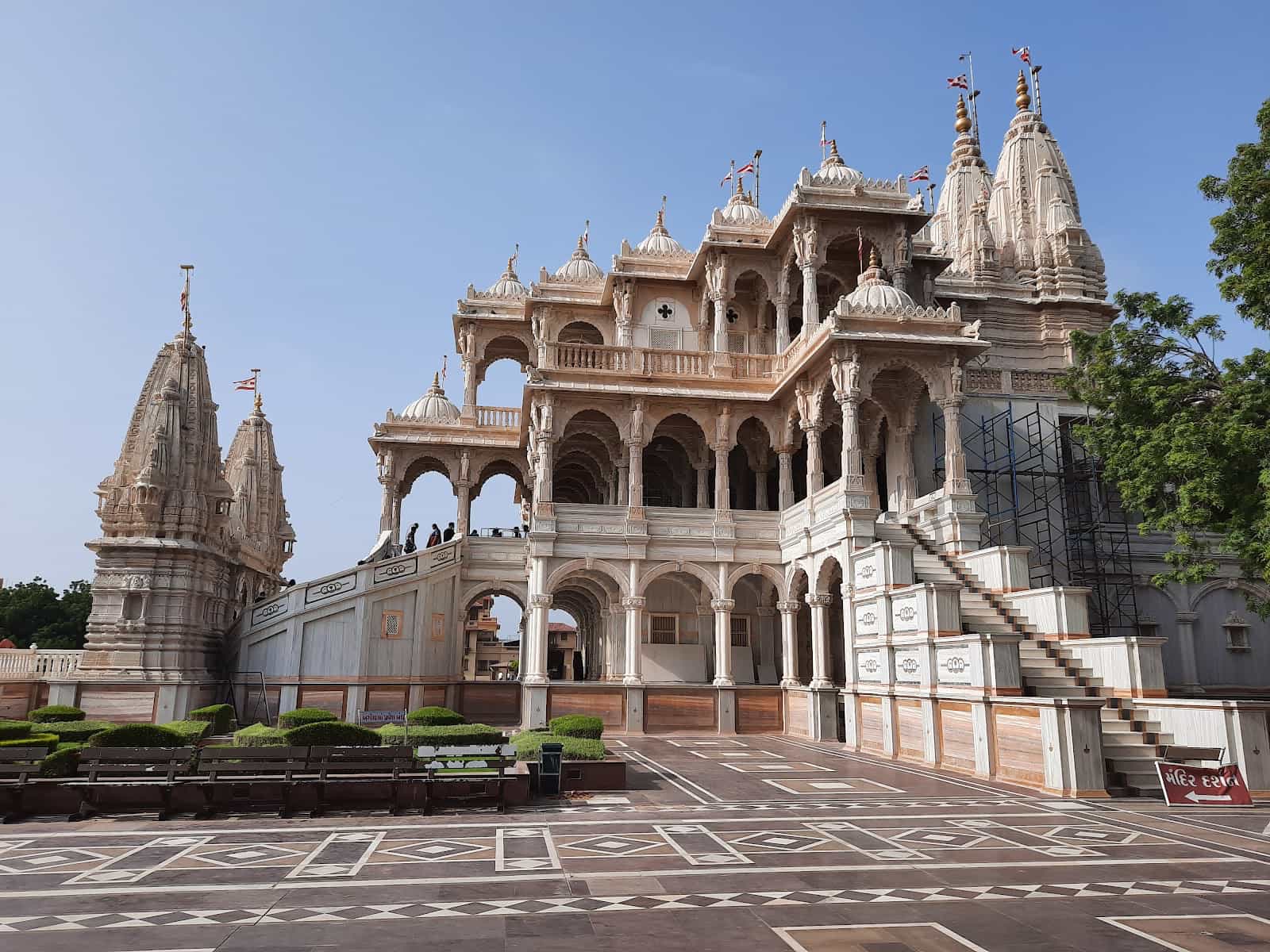BAPS Shri Swaminarayan Mandir