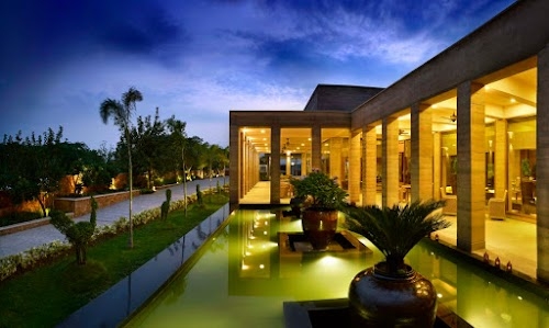 The LaLiT Mangar