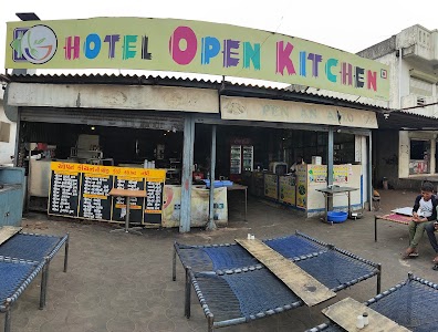Open Kitchen