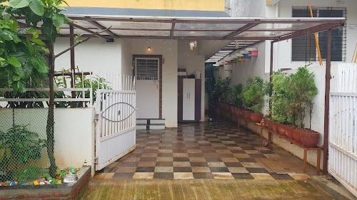 Manali Guest House