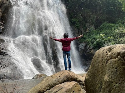 Uskuda Waterfall