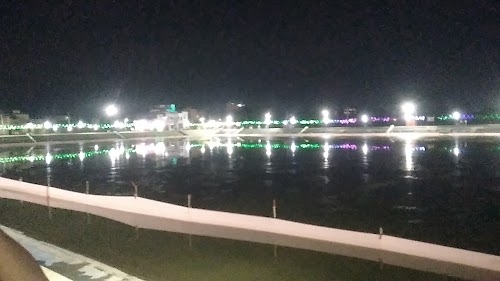 Pariya Pokher