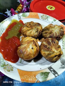 Momo Chitte (মোমো চিত্তে)