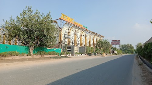 Zeennat Motel & Resort