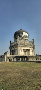 Qutb Shahi Tombs