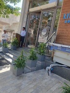 Little Acre Hotel
