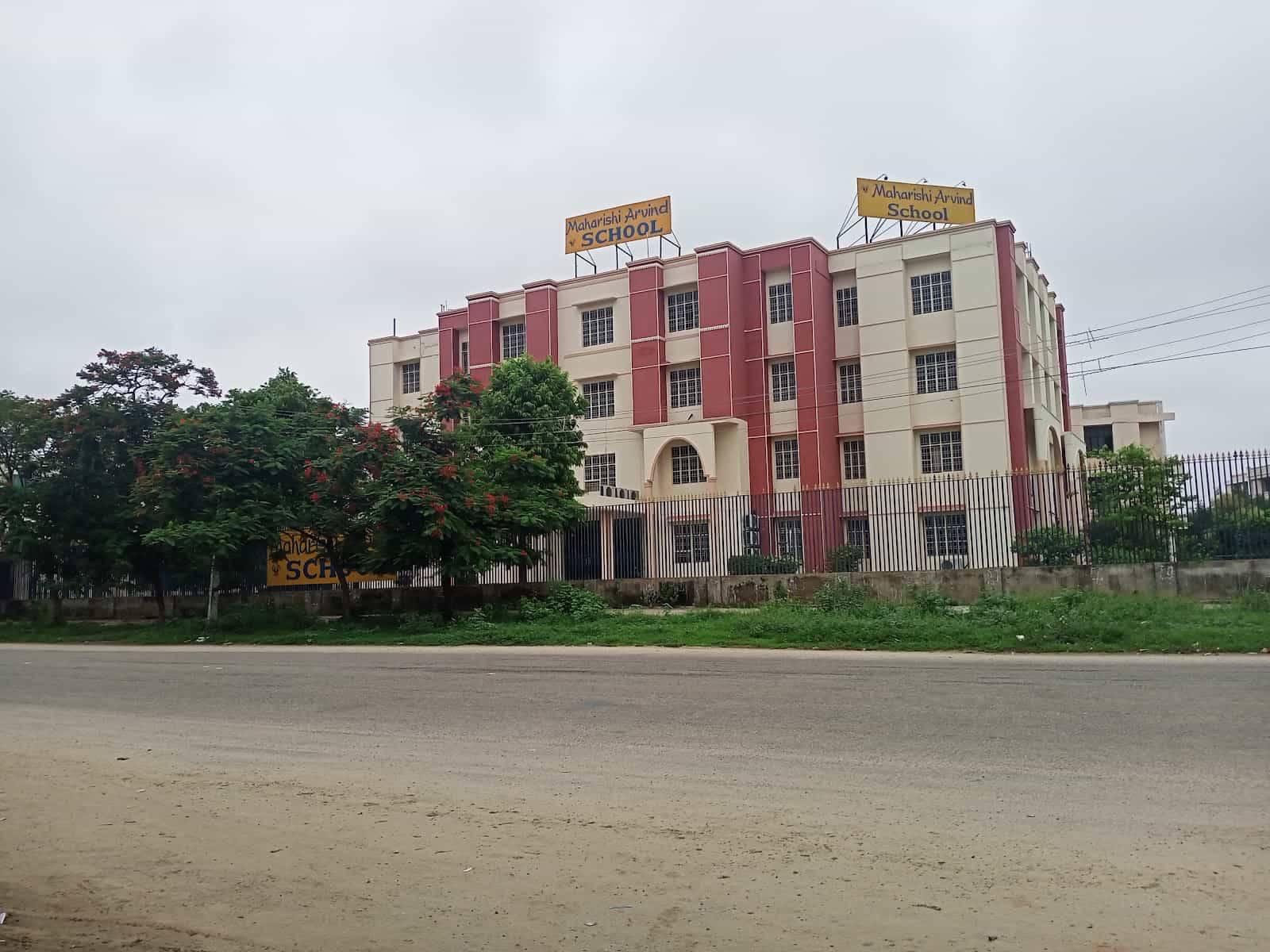 Maharshi Arvind School