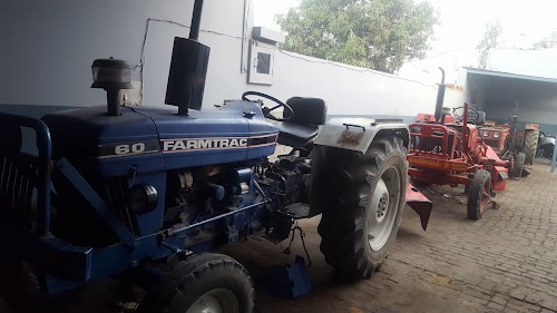 Nasib tractor work shop babain