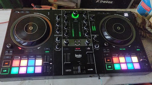 DJ SUK