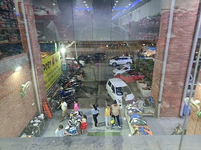 EXPORT HUT