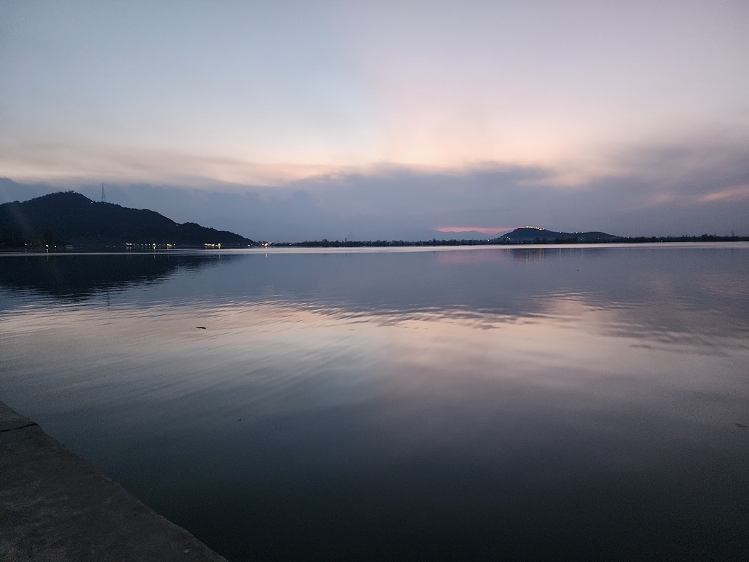 Makai Point Parking