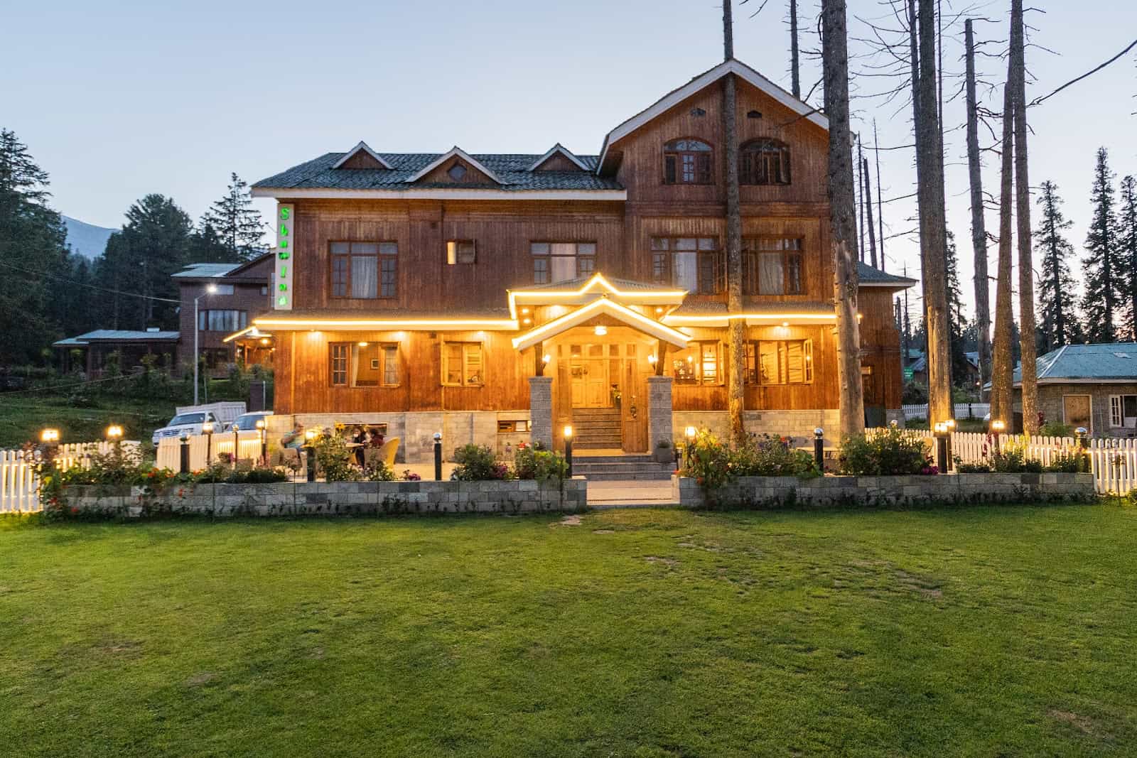 Shaw Inn, Gulmarg