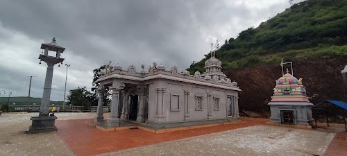 Veerabhadreshwara Temple | Mundaragi