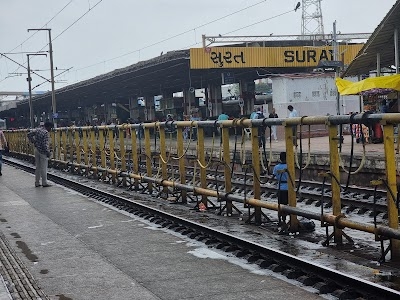 Railway Station Area, Varachha