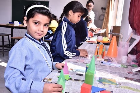 Model school SMART INDIAN