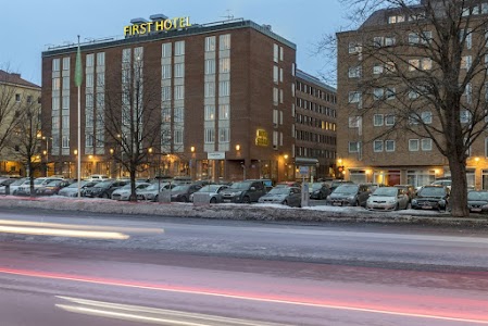 First Hotel Strand