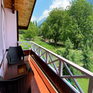 Six Seasons Pahalgam