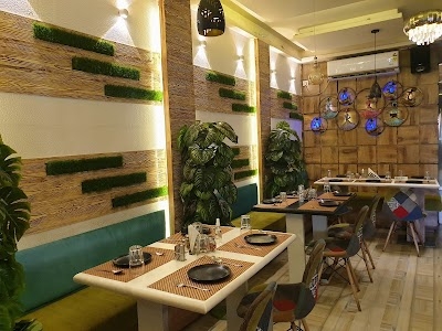 Good Spoon Restaurant & Lounge