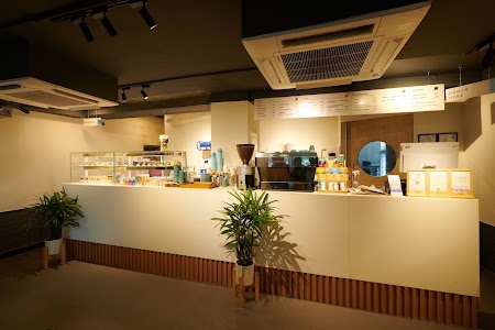 Blue Tokai Coffee Roasters | Connaught Place