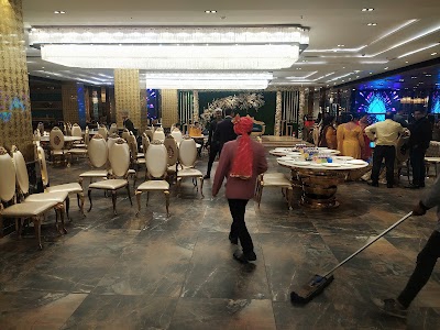 Mystique banquet