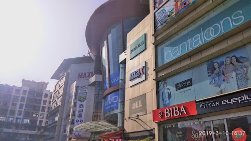 Maxus Mall