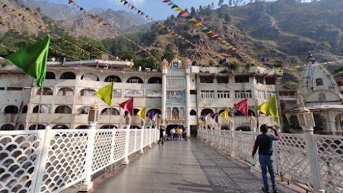 Manali Tour And Travel | Best Travel Agency in Chandigarh | Manali Tour Package |