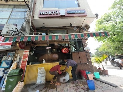 Defence Colony Main Market