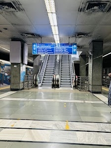 Shyambazar Metro Station , Gate No . 3