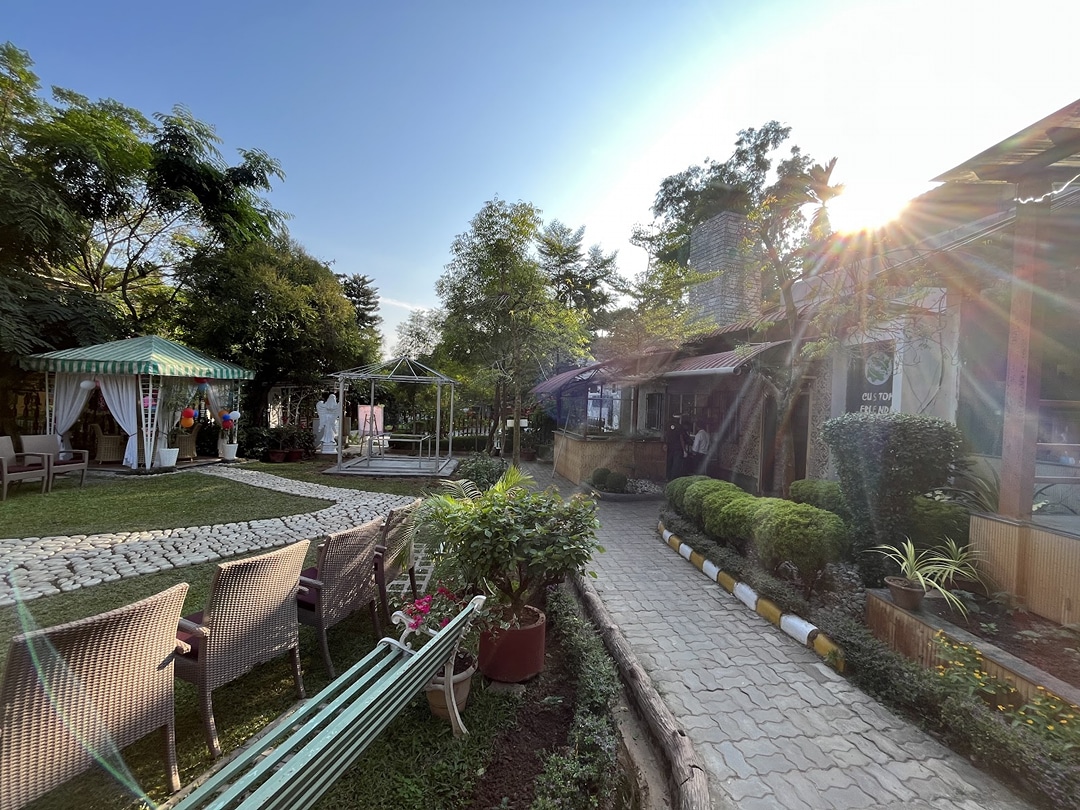 Aarian Woods a Boutique Resort