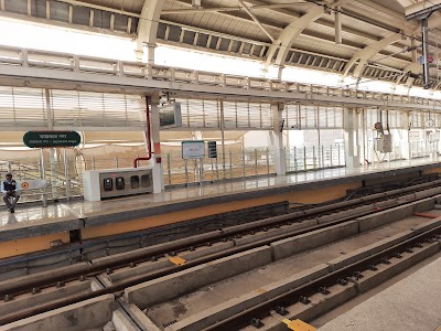 Jaiprakash Nagar Metro Station