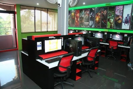 Prakash Dutt Shukla (cyber cafe and CSC centre)