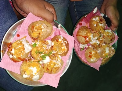 Kasmiri Fuchka stall