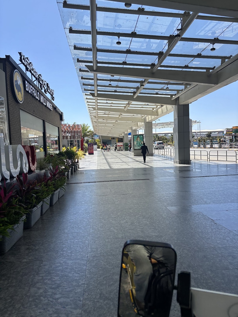 Terminal 1