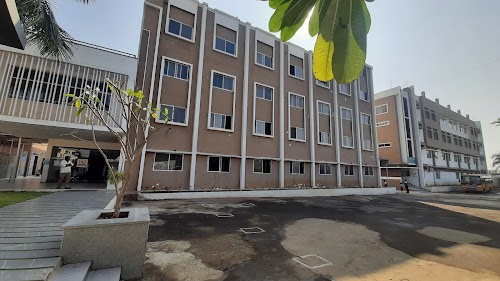 Sparkles International School