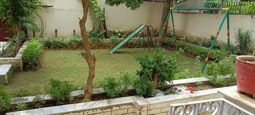 New Yamini Girls' Hostel