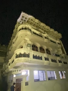 Juggaur palace