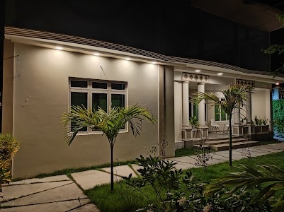 Hotel Kaamraan