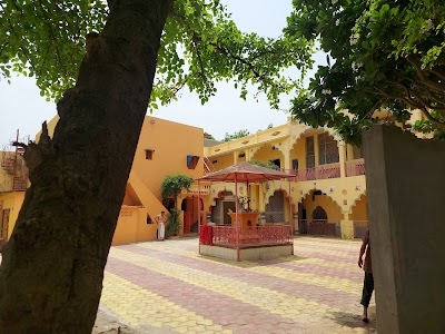 Sacchidanand Sadguru Shri Shriram Maharaj Sansthan