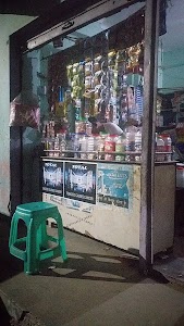 जहूर किराना स्टोर